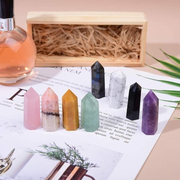 ⬇️ 8pc Natural Raw Crystals Healing Tower Gift Set